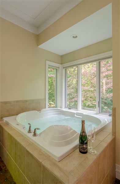 Pigeon Creek Inn