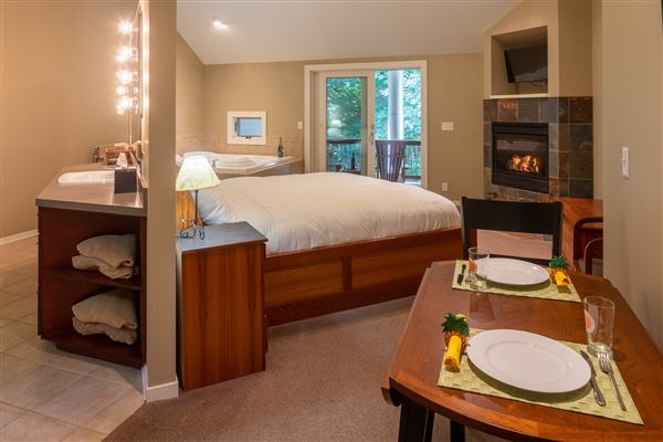 Pigeon Creek Inn