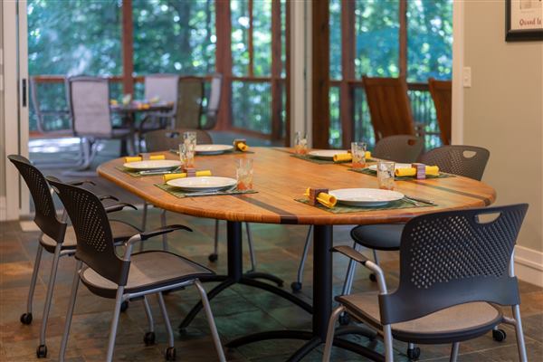 Pigeon Creek Inn