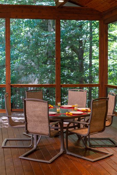 Pigeon Creek Inn