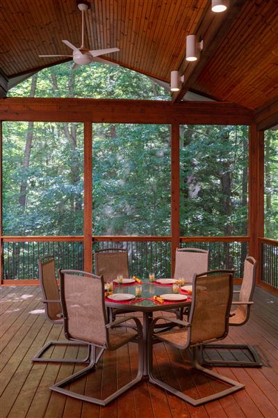Pigeon Creek Inn