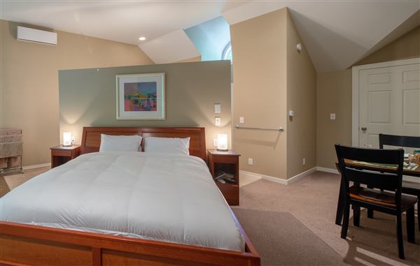 Pigeon Creek Inn