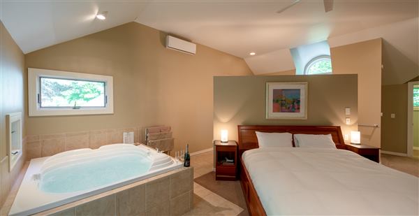 Pigeon Creek Inn