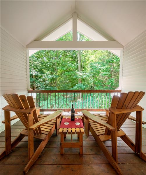 Pigeon Creek Inn